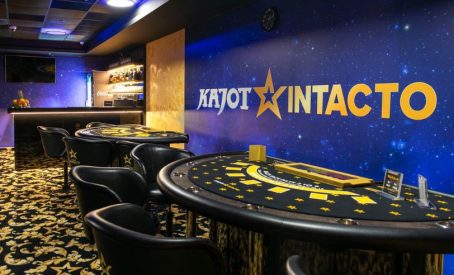 KAJOT INTACTO Praha Harfa